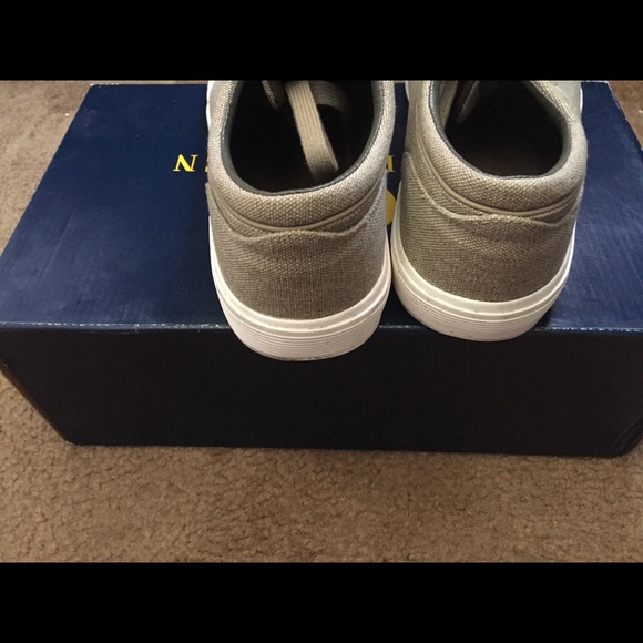 Polo Canvas Shoe - Picture 4 of 6